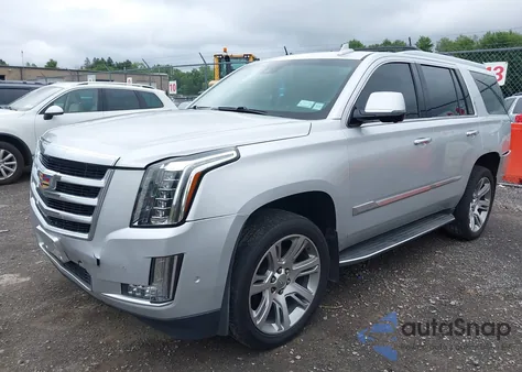 2018 Cadillac Escalade Luxury z USA, uszkodzony, nr VIN 1GYS4BKJ3JR245607